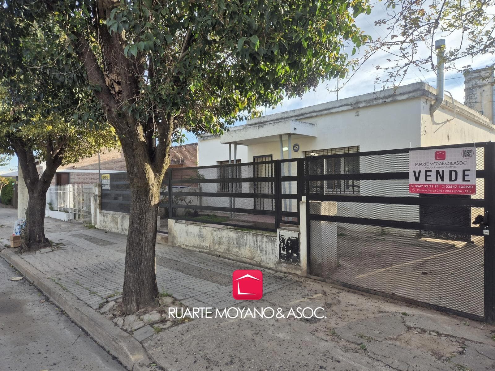 Venta | Casa de 2 Dormitorios | 456 m2 de Lote