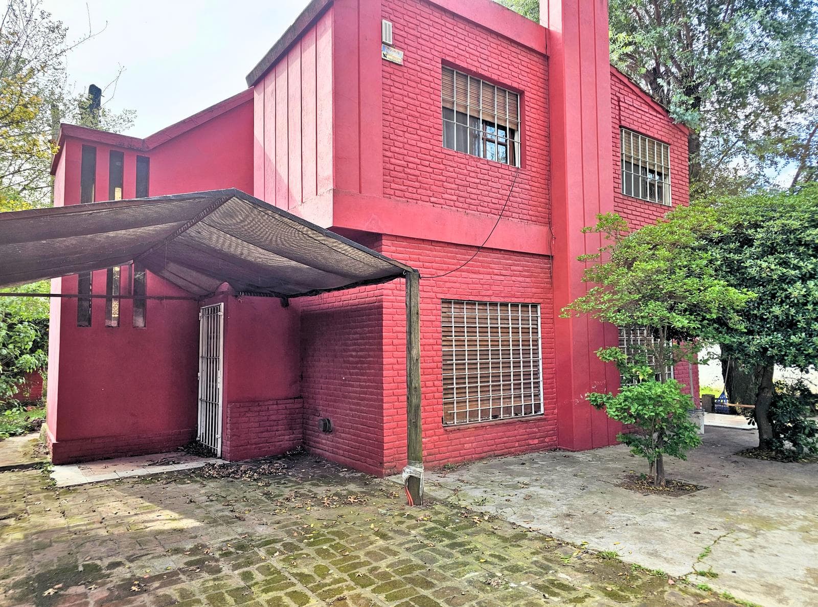 House in Muñiz