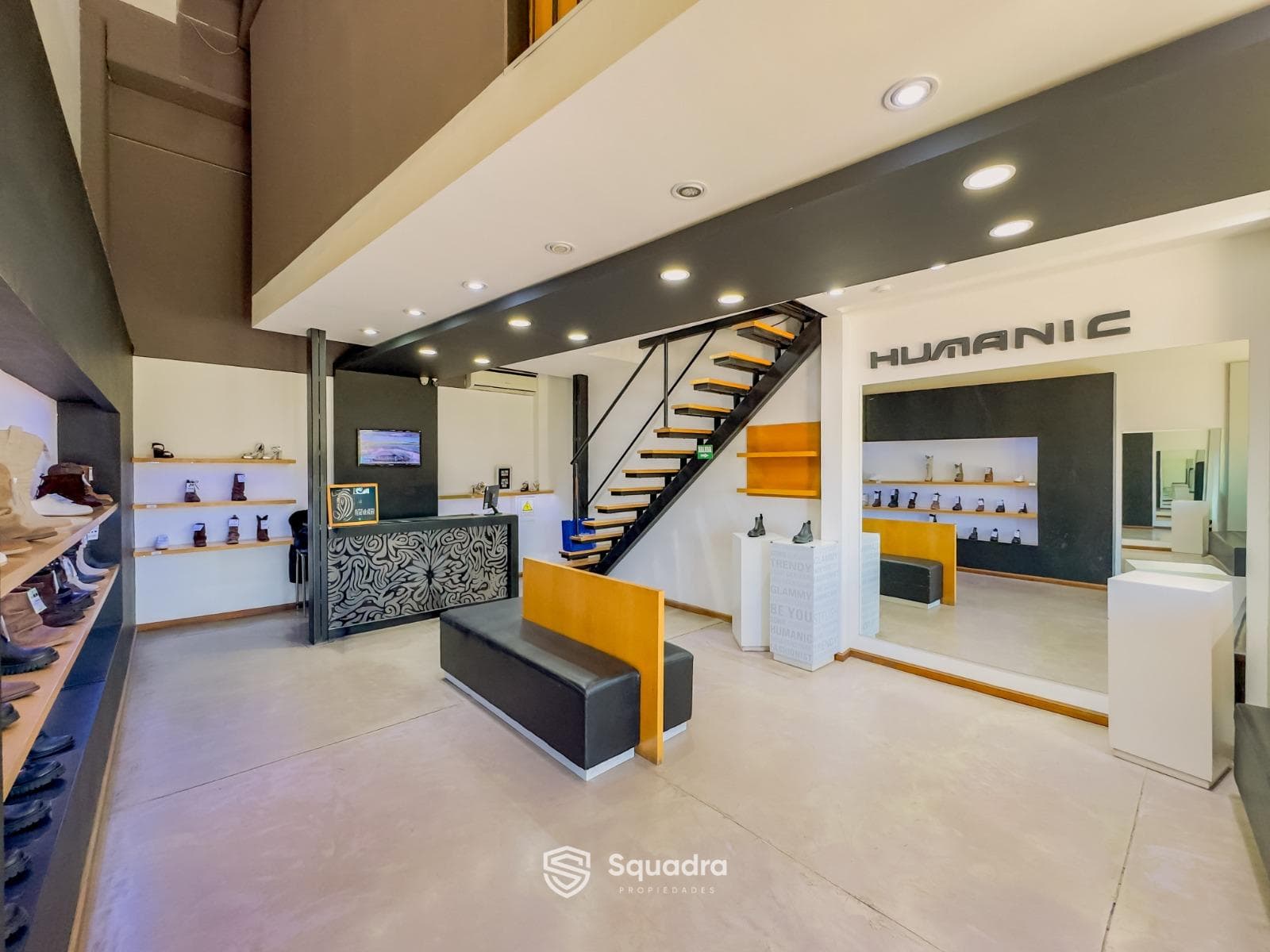 FOR SALE | TRADE - Commercial space No. 25, approx. 80 m² - Fisherton Plaza Chic Mall.