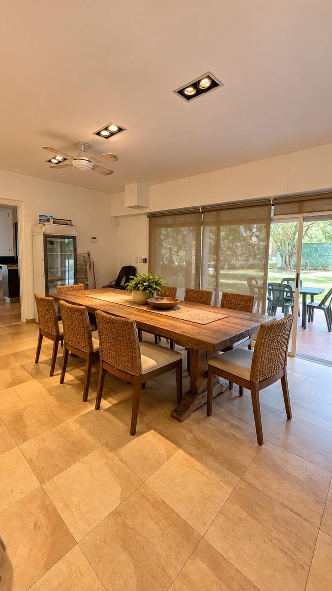 Casa en venta en Villa El Descanso de 3 dormitorios y pileta