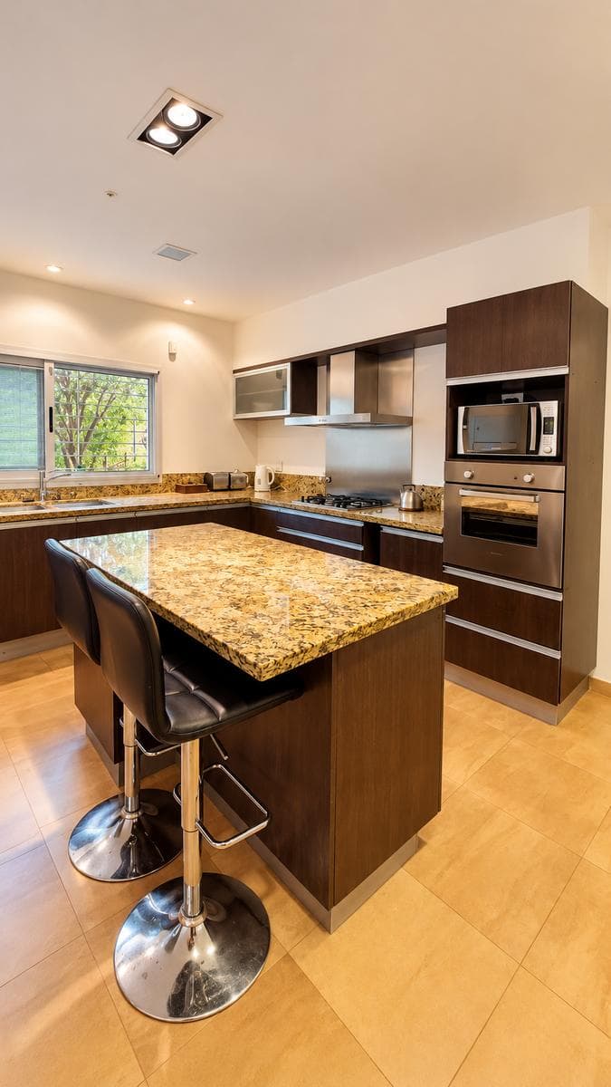 Casa en venta en Villa El Descanso de 3 dormitorios y pileta