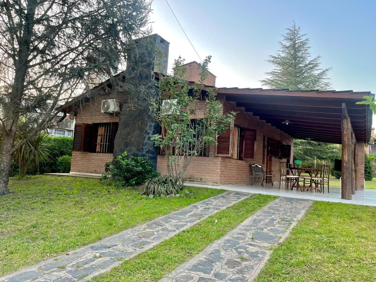 FOR SALE IN SANTA ROSA DE CALAMUCHITA: 2-BEDROOM HOME