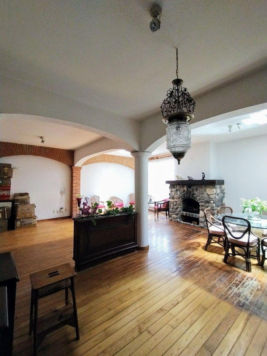 House for sale in Miguel Hidalgo, Tlalpan.