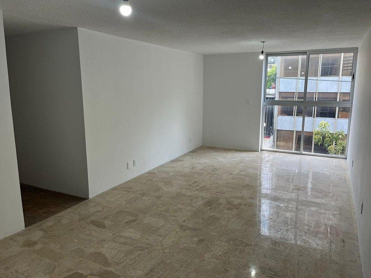 Apartment for sale in Roma Sur.