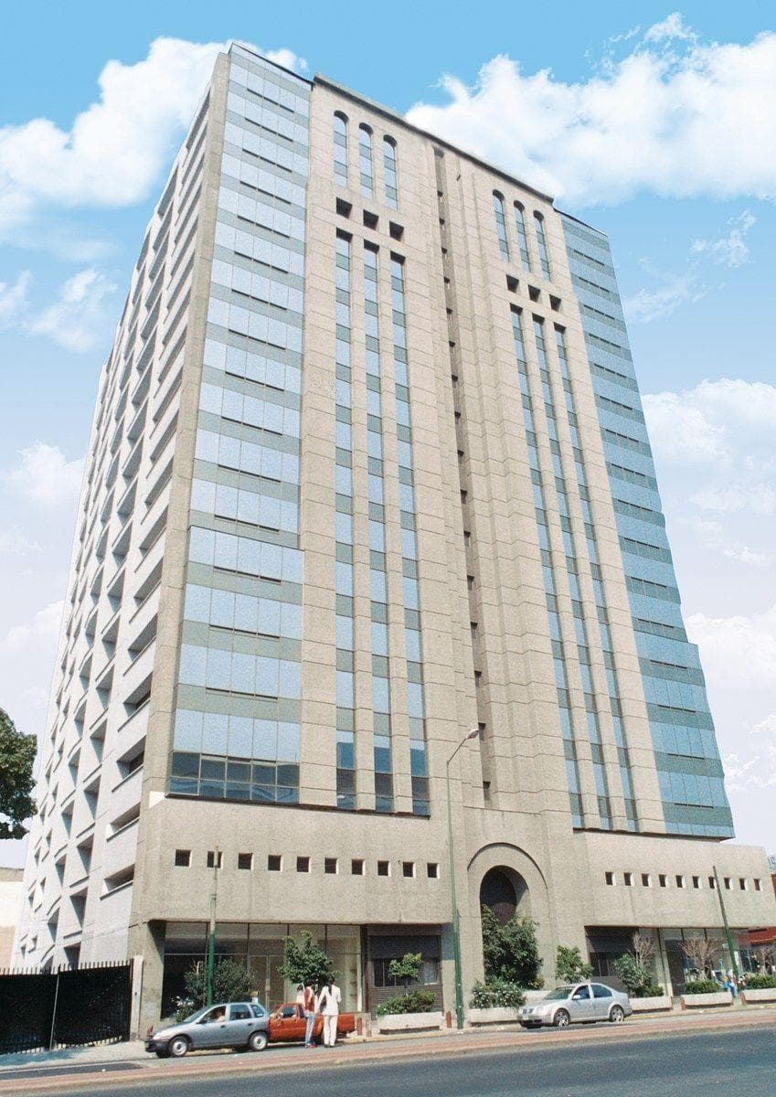 Commercial space for rent in Arcos de Belén, Cuautémoc.