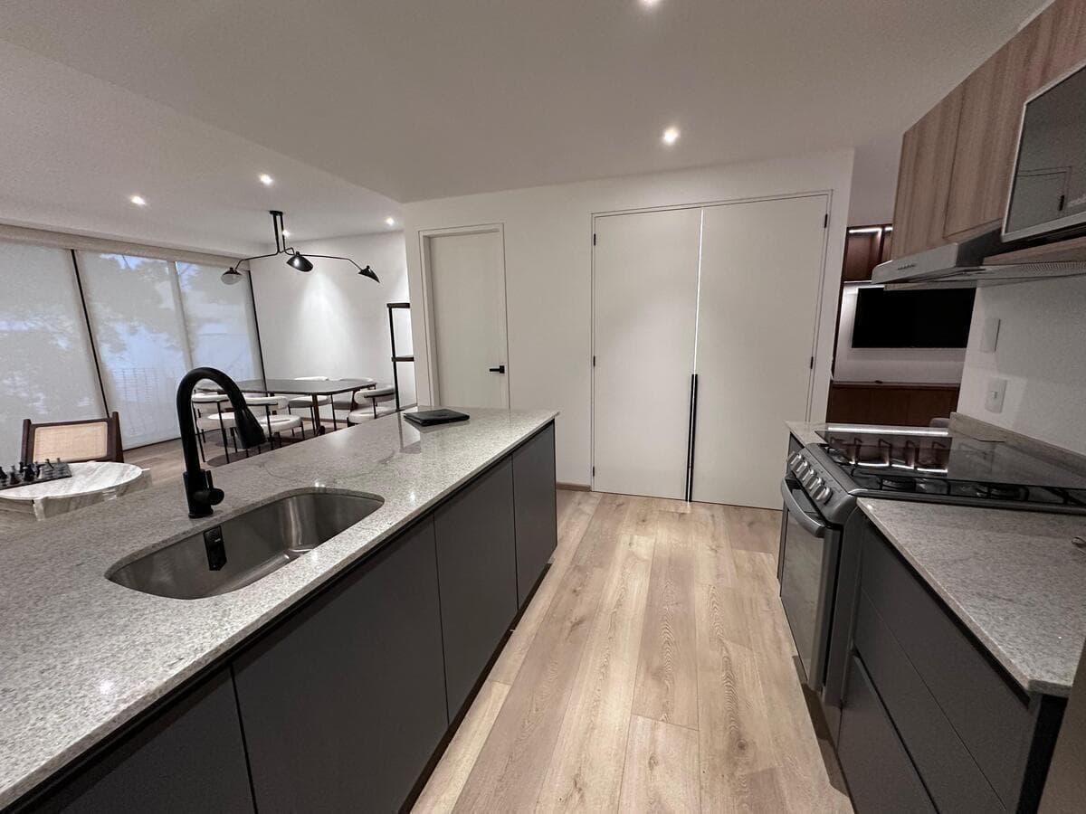 Penthouse for sale on Boulevard Adolfo Lopez Mateo, Los Alpes.