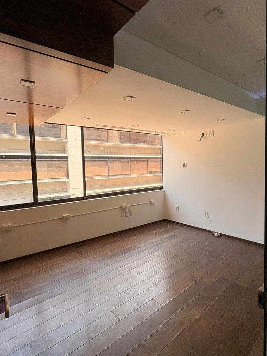 Office space for rent in Bosques de las Lomas, Miguel Hidalgo.