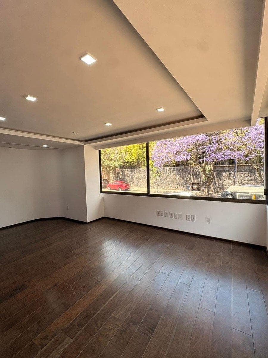 Office space for rent in Bosques de las Lomas, Miguel Hidalgo.