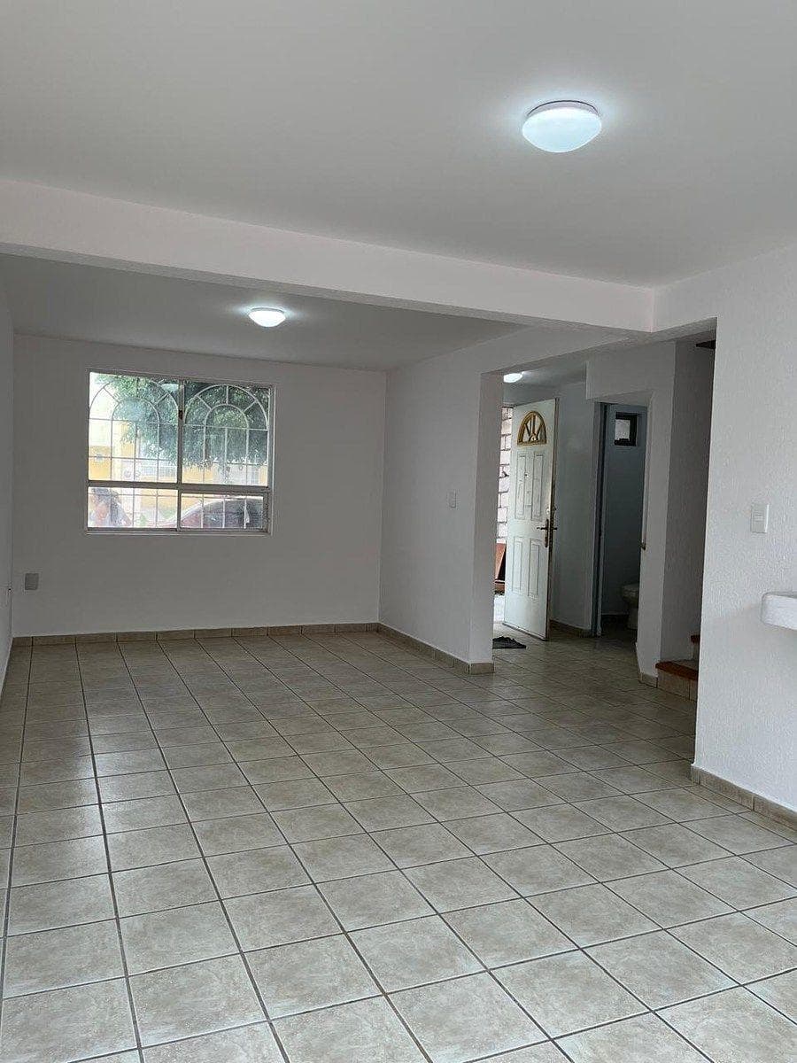 House for sale in Misión de Santa Sofia, Querétaro.