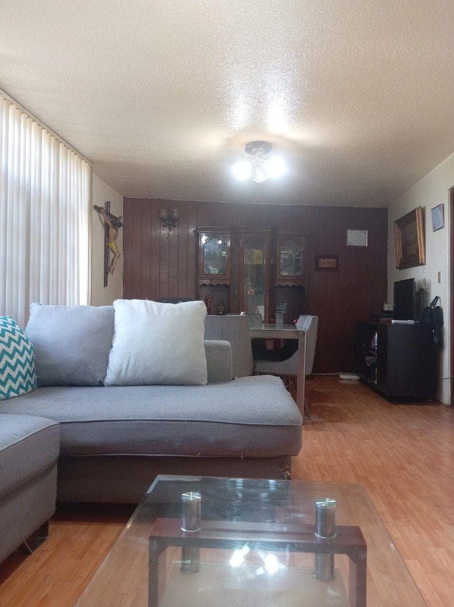 House for sale on Circuito Interior, El Sifón, Iztapalapa.