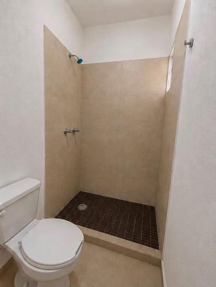 HOUSE FOR RENT IN JARDINES DEL SUR 4 RESIDENTIAL COMPLEX, AV 135, CANCUN, SOUTHERN AREA