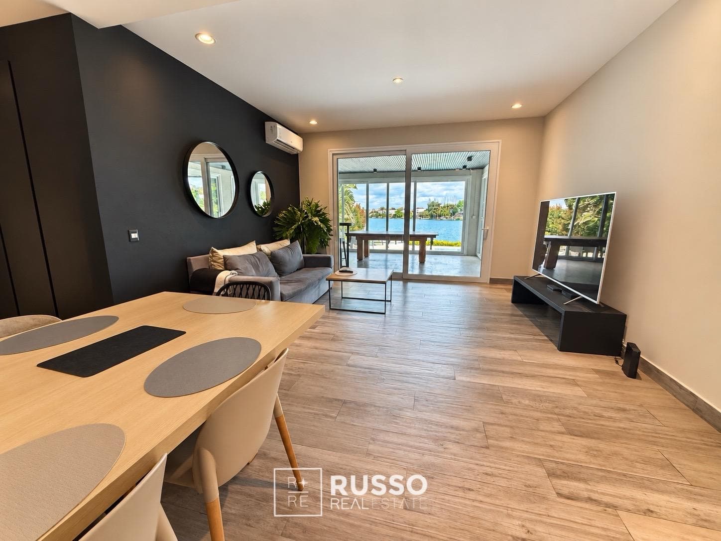 LAKEFRONT HOME FOR SALE | NORTH ISLAND – SANTA BÁRBARA | OVER 40 M OF SHORELINE