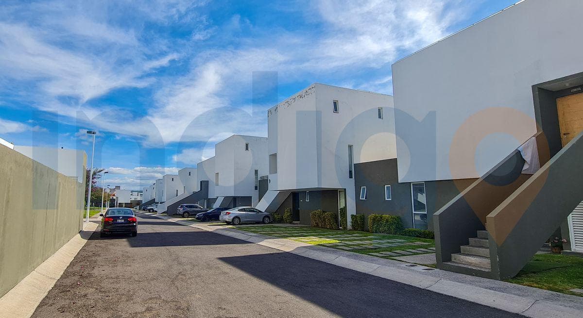 House for Sale in El Mirador in the El Deseo II Condominium