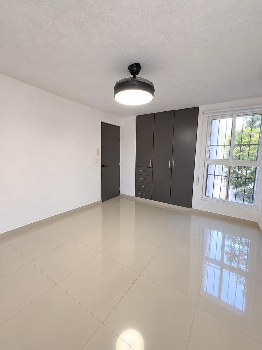 DEPARTAMENTO EN RENTA SUPMZ 15 CANCUN CENTRO