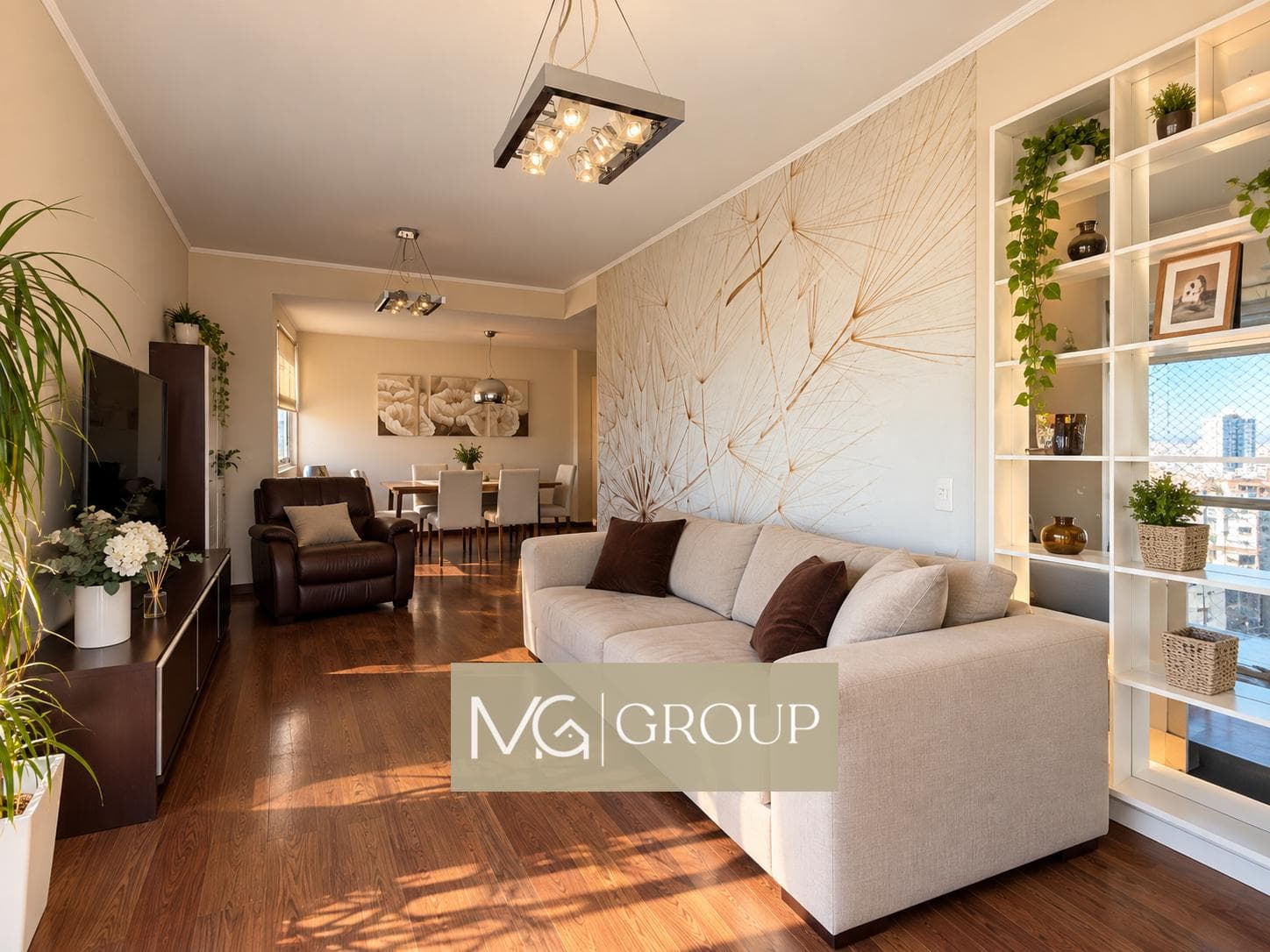Sale of a 5-room apartment with a view in a high-end building in Caballito.