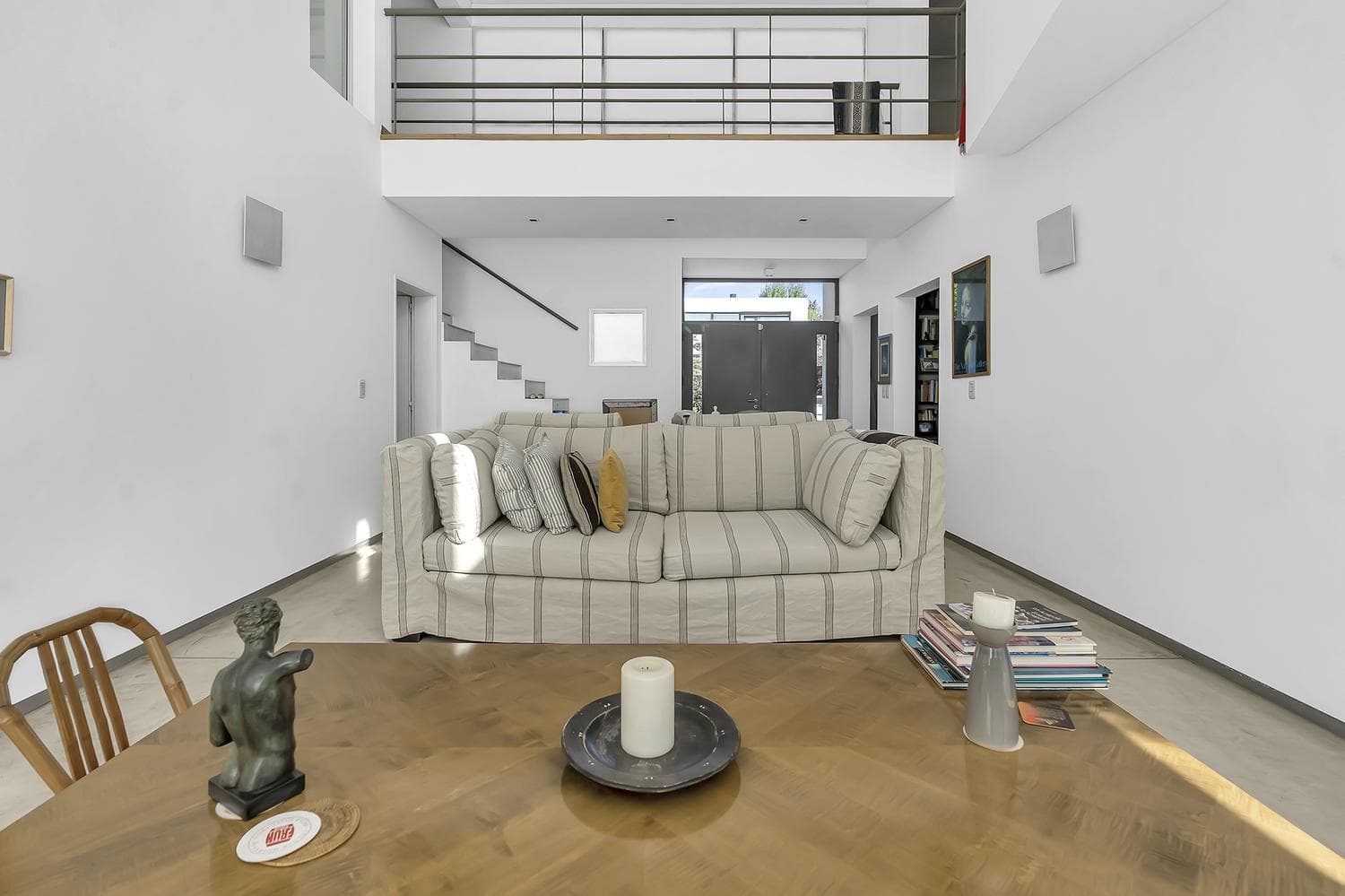 House for Sale in La Peregrina