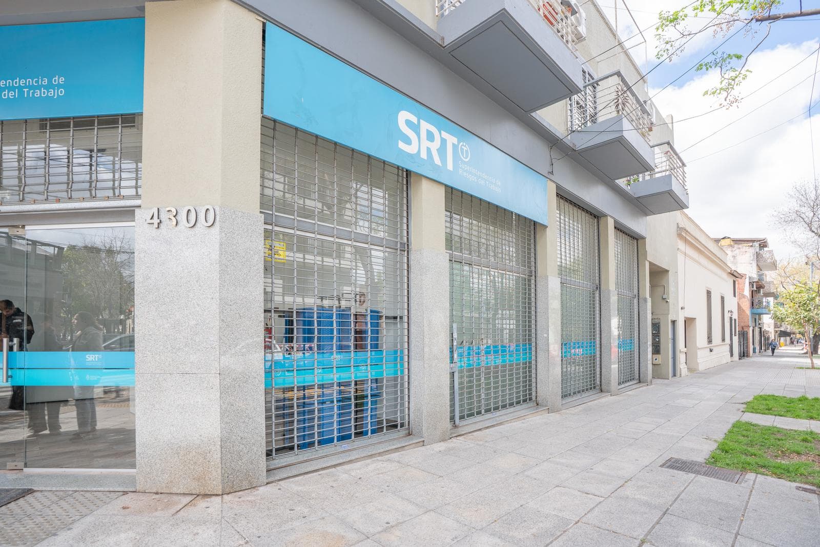 Commercial space in Villa Urquiza - on the corner -