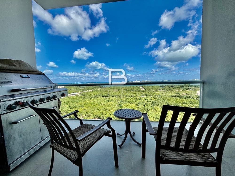 Furnished Apartment for Rent on the Malecón in Las Américas