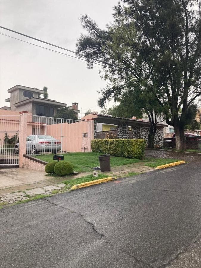 BOSQUES DEL LAGO HOUSE $4,990,000 CUAUTIT. IZCALLI, BOSQUES DE BOHEMIA. 4 BEDROOMS