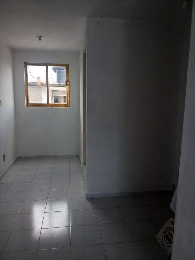 IN BELLAVISTA CUAUTITLAN IZCALLI: OFFICE FOR RENT, $2,800 for 18 square meters on the Main Avenue
