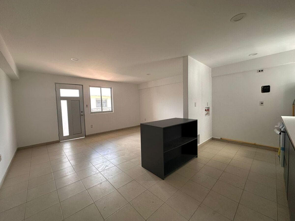 APARTMENT NEAR E. FOVISSSTE AND MORE. $2,282,504 IN ERMITA IZTAPALAPA, LA ERA.