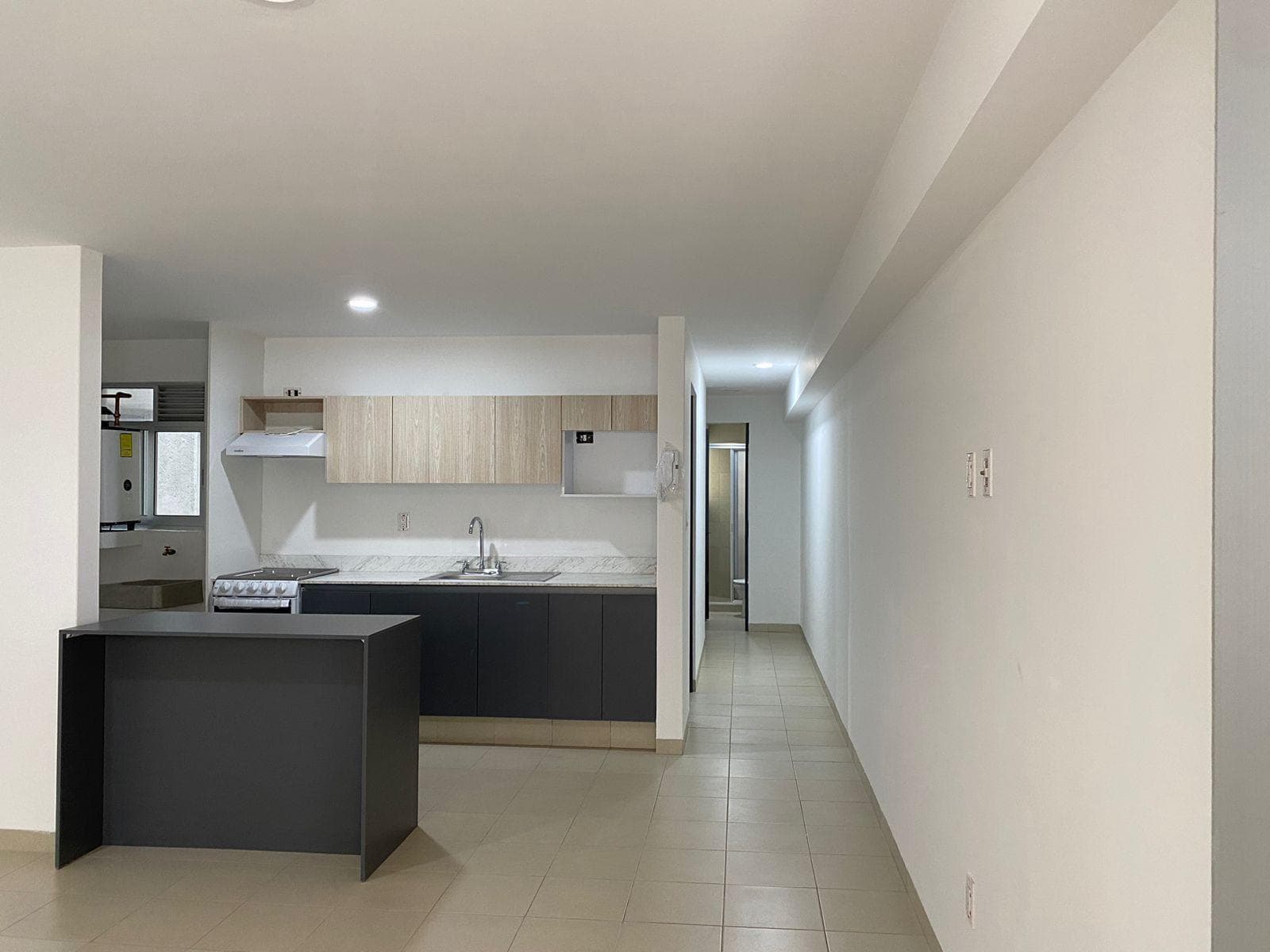 FOVISSSTE AND MORE. APARTMENT FOR IMMEDIATE OCCUPANCY: $2,330,848 IN ERMITA IZTAPALAPA, LA ERA. CASH OR DEFERRED PAYMENT