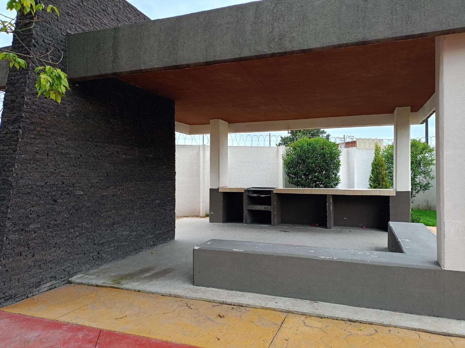3-STORY HOMES FOR $2,780,000 IN XALTIPA, CUAUTITLÁN, WITH A CLUBHOUSE AND AMENITIES.