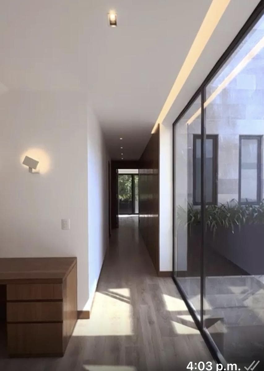 Asking Price: $31,000,000. Polanco I Section. Miguel Hidalgo District. 318 m².
