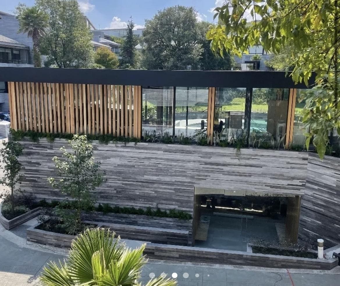 HOUSE FOR RENT: $190,000 IN A HORIZONTAL CONDOMINIUM. BOSQUES DE LAS LOMAS. CUAJIMALPA.