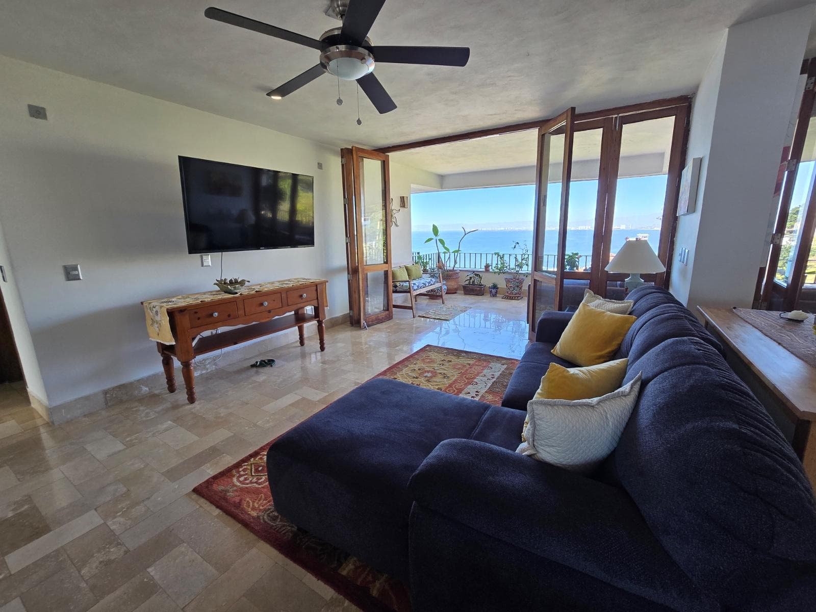 APARTMENT $16,500,000 PUERTO VALLARTA. 168 M2. CONCHAS CHINAS.