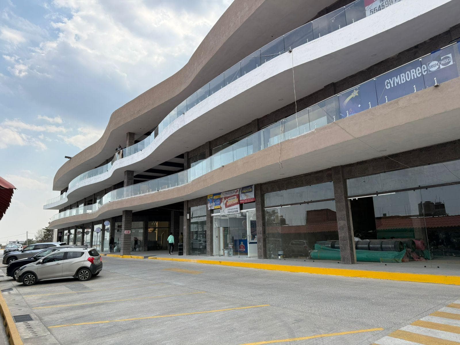 COMMERCIAL SPACE FOR RENT IN JILOTZINGO, ATIZAPÁN – EXCELLENT LOCATION (BN)