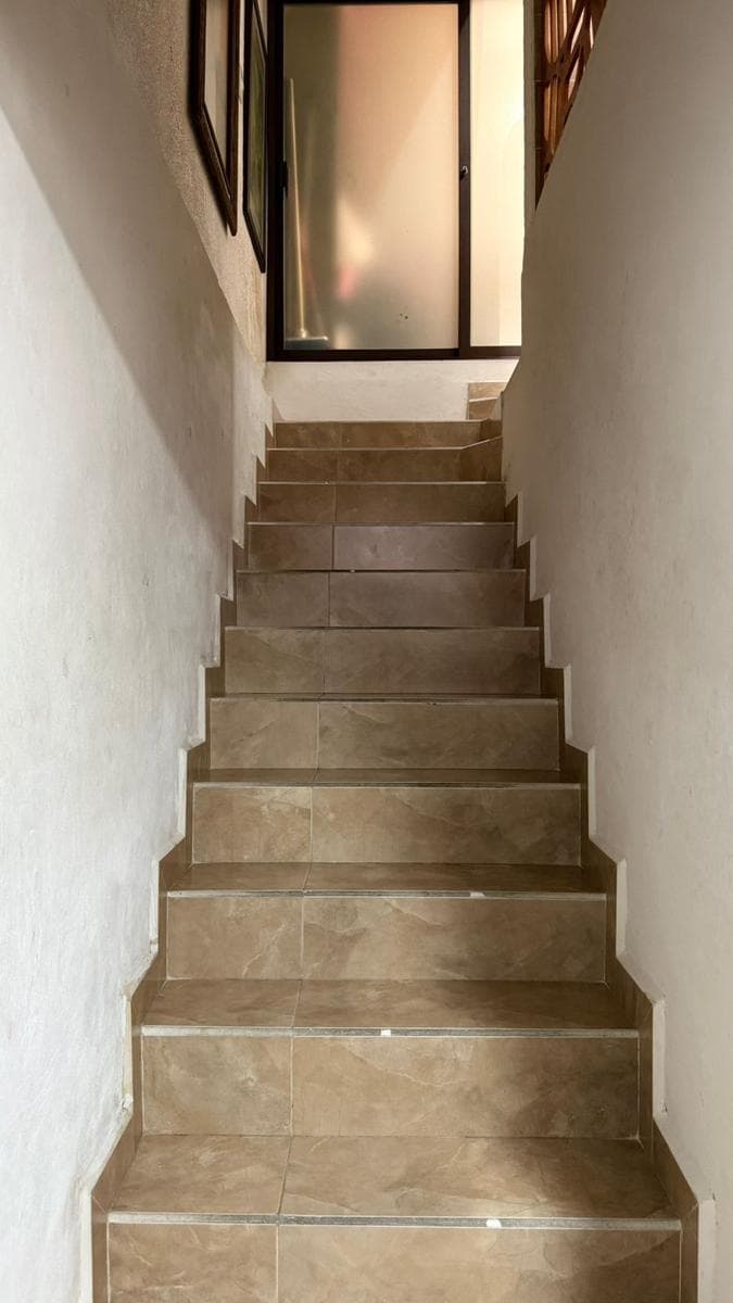 CASA $9,000,000 EN VISTA DEL VALLE. NAUCALPAN. DE 3 NIVELES. CRÉDITOS.