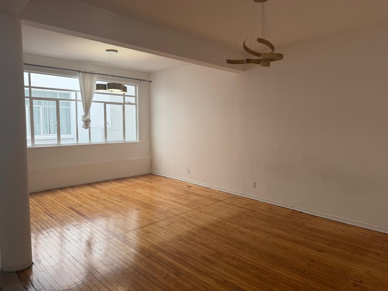 APARTMENT FOR RENT: $36,000, ROMA NEIGHBORHOOD, 90 M2, CUAUHTÉMOC DISTRICT.
