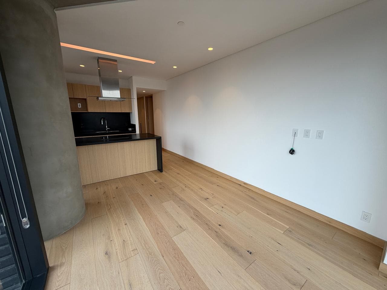 APARTMENT FOR RENT: $40,000, UNIVERSITY TOWER, REFORMA, COL. JUÁREZ.