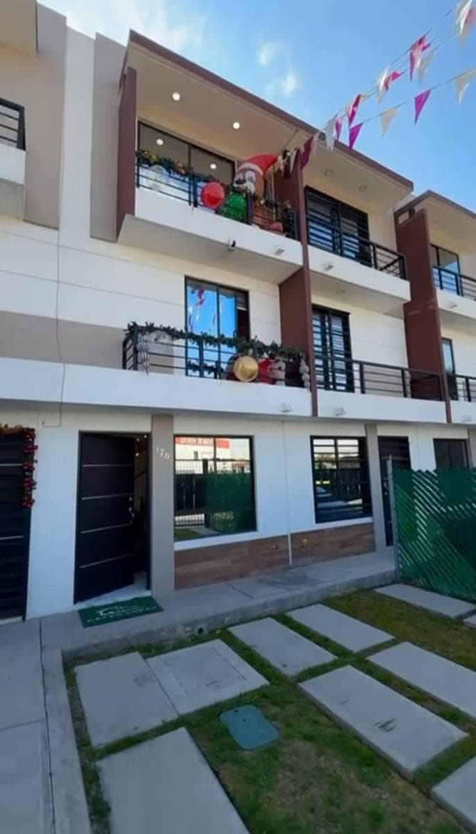 3-Story Houses in Tecámac Ojo de Agua, $1,990,000