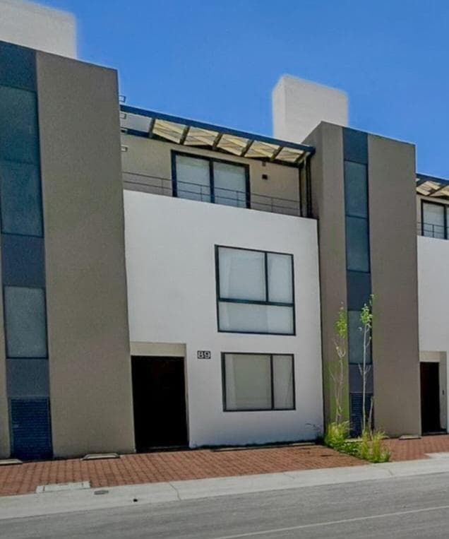 HOMES FOR $2,384,000 IN TIZAYUCA. VERY CLOSE TO PLAZA TIZARA. HGO.