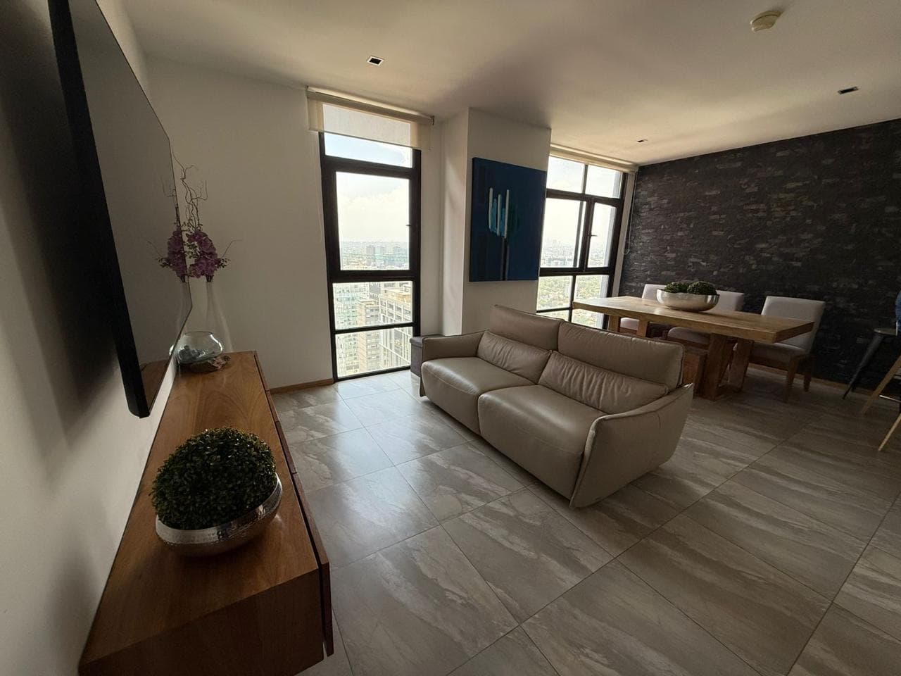 3-ROOM APARTMENT FOR RENT: $70,000, TORRE VIENA, GRANADA NEIGHBORHOOD.