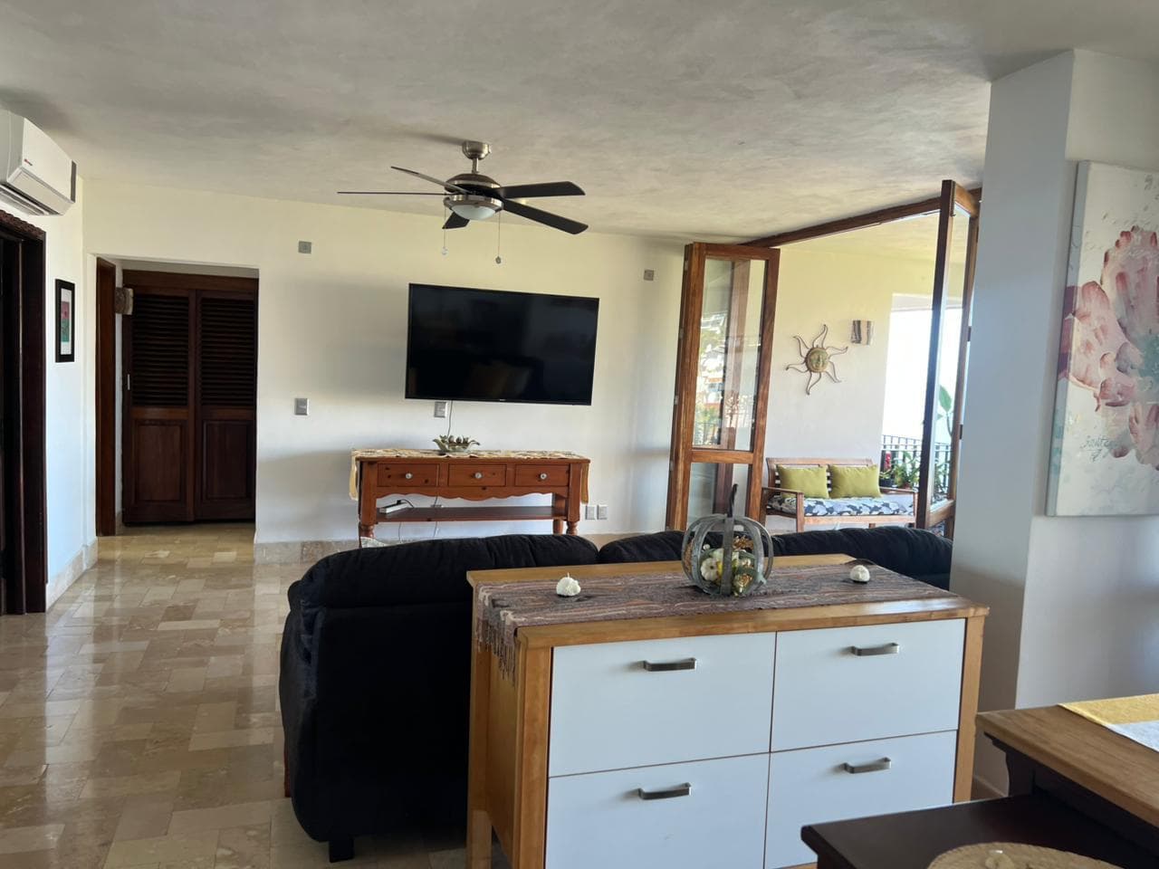 APARTMENT FOR $15,500,000 IN CONCHAS CHINAS, PUERTO VALLARTA, 167 M2. JALISCO.