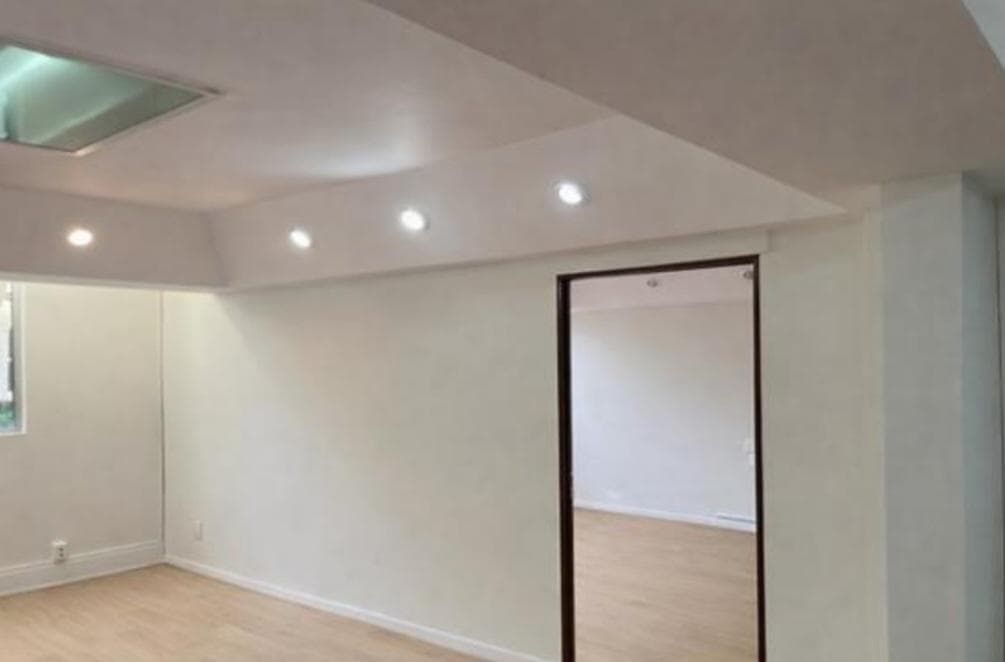 OFFICE FOR RENT: $35,000 AT HAMBURGO 254, COL. JUÁREZ, AT THE CORNER OF SEVILLA. 100 M2.