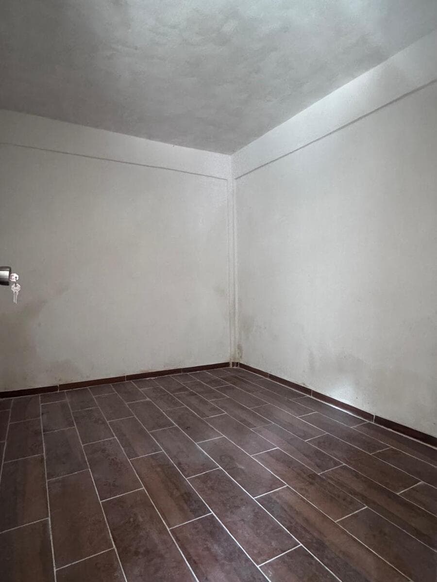 HOUSE FOR RENT $45,000; VERGEL NEIGHBORHOOD, NEZAHUALCOYOTL. HOUSE, STOREROOM, OR OFFICE.