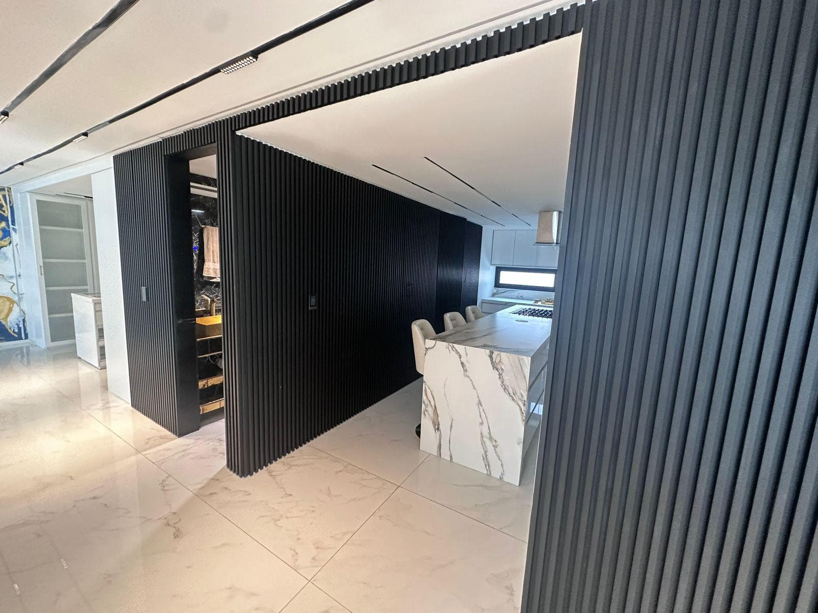 APARTMENT FOR SALE, $14,850,000, IN POLANCO. HOMERO STREET NEAR THE CUERNAVACA RAILROAD.
