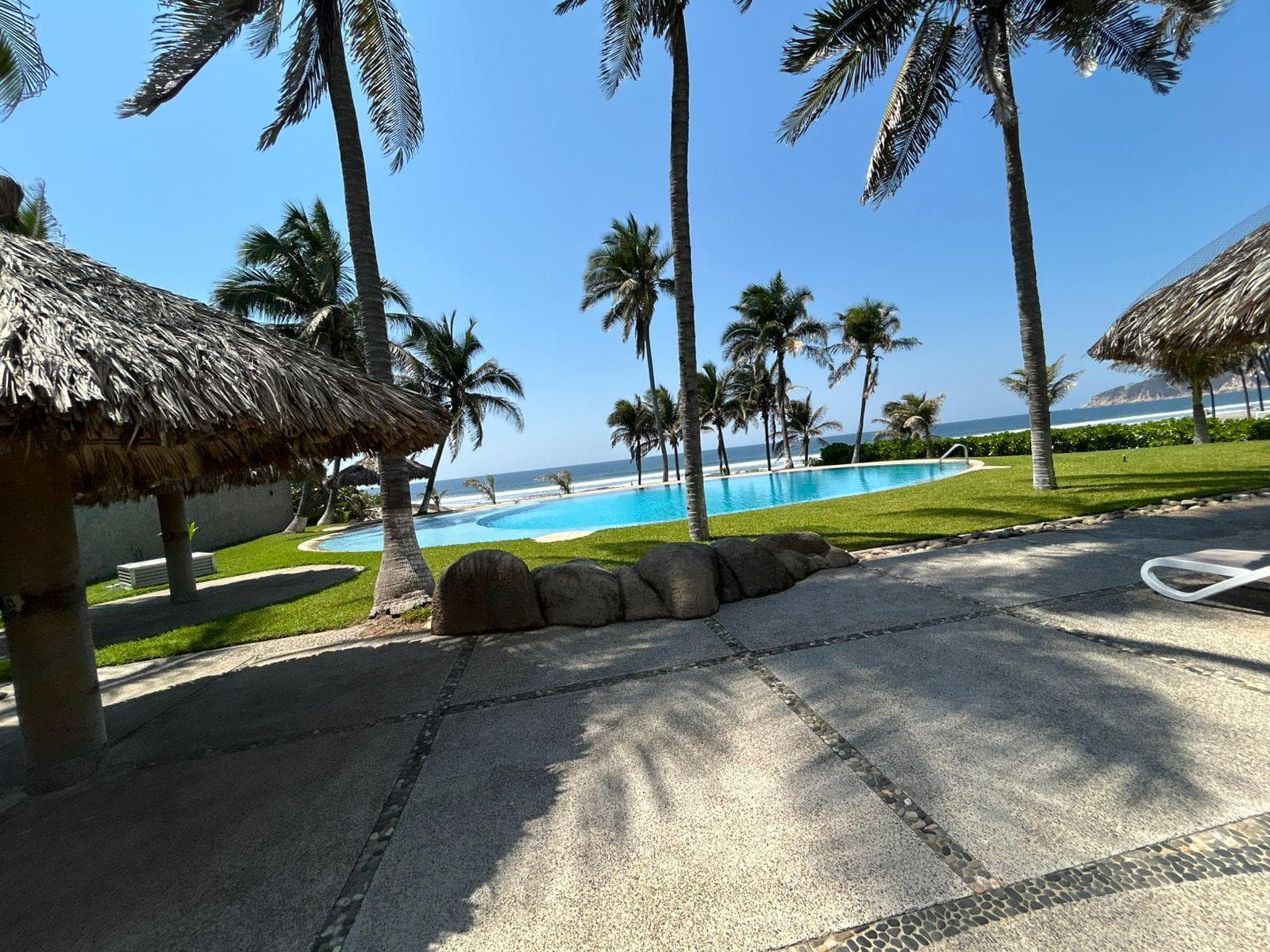 APARTMENT $8,300,000 COSTERA LAS PALMAS. GALÁPAGOS TOWER. ACAPULCO.