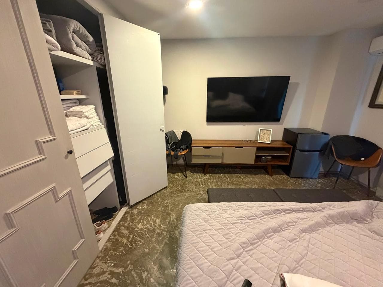 APARTMENT FOR RENT: $60,000, POLANCO V SECTION. 200 M2. 3 BEDROOMS.