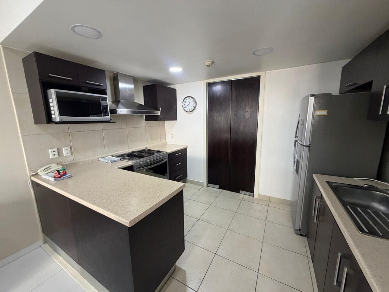 APARTMENT FOR RENT: $41,000 IN GRAND POLANCO. FURNISHED AND FULLY EQUIPPED.