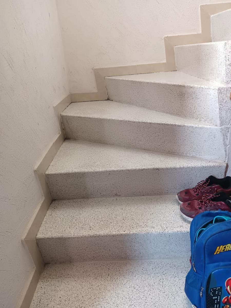 HOUSE FOR $1,210,000 IN CITARÁ HUEHUETOCA. 2-STORY.