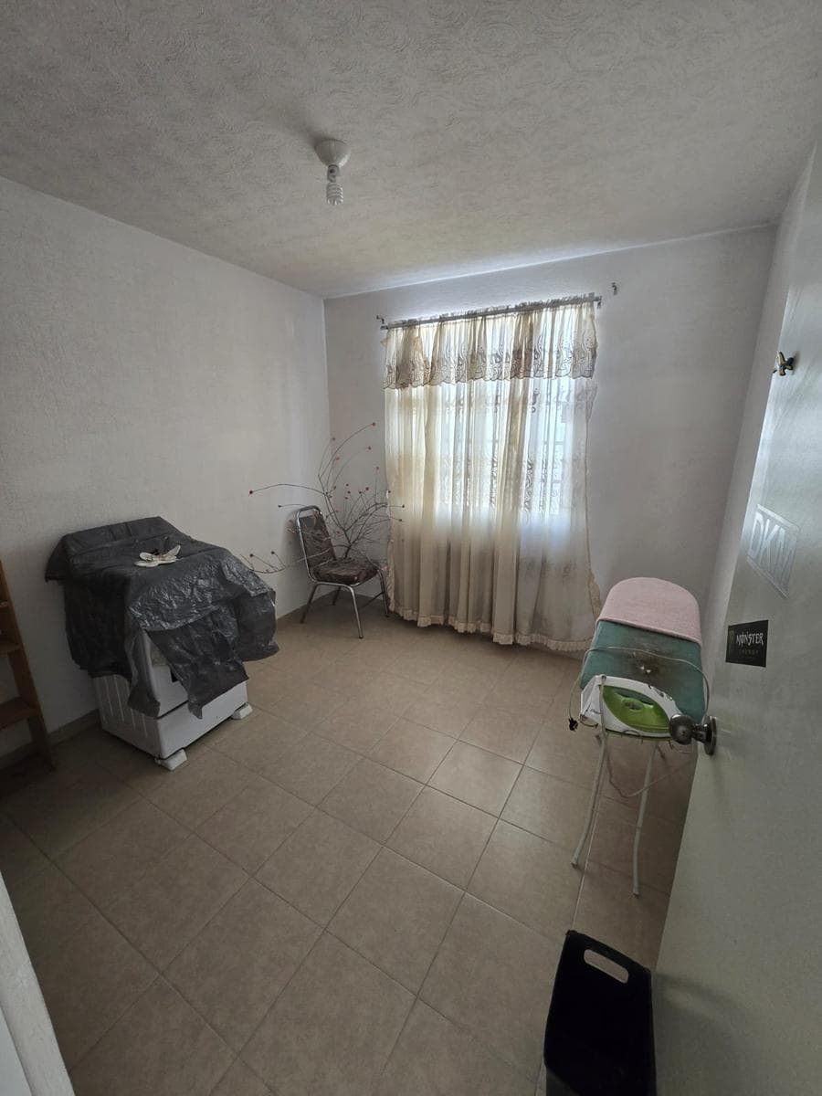 3-BEDROOM HOUSE, $1,200,000 IN CITARA, HUEHUETOCA, ON AVENIDA.