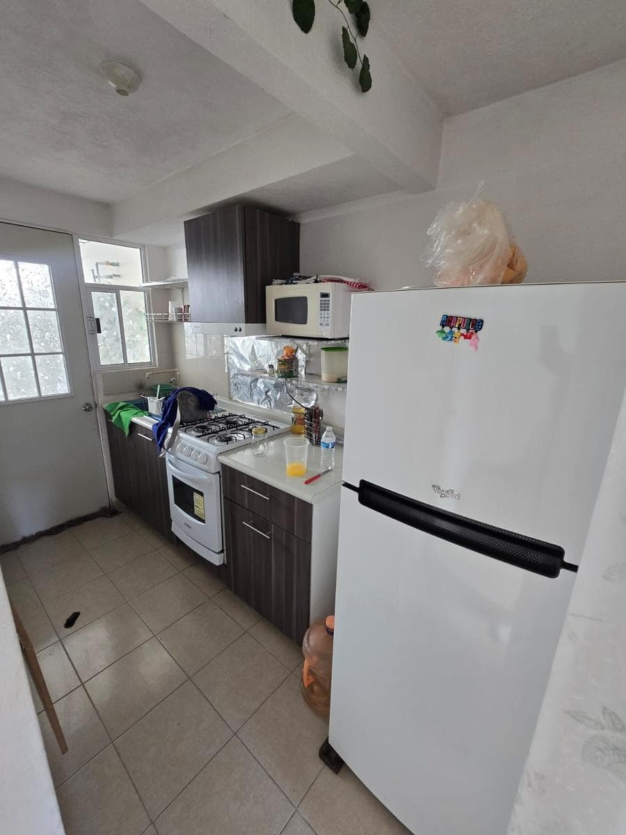 3-BEDROOM HOUSE, $1,200,000 IN CITARA, HUEHUETOCA, ON AVENIDA.