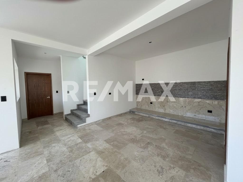 House for Sale in Morelos, Delicias, Cuernavaca