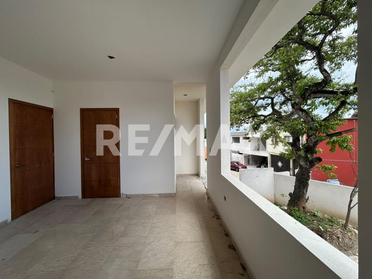 House for Sale in Morelos, Delicias, Cuernavaca