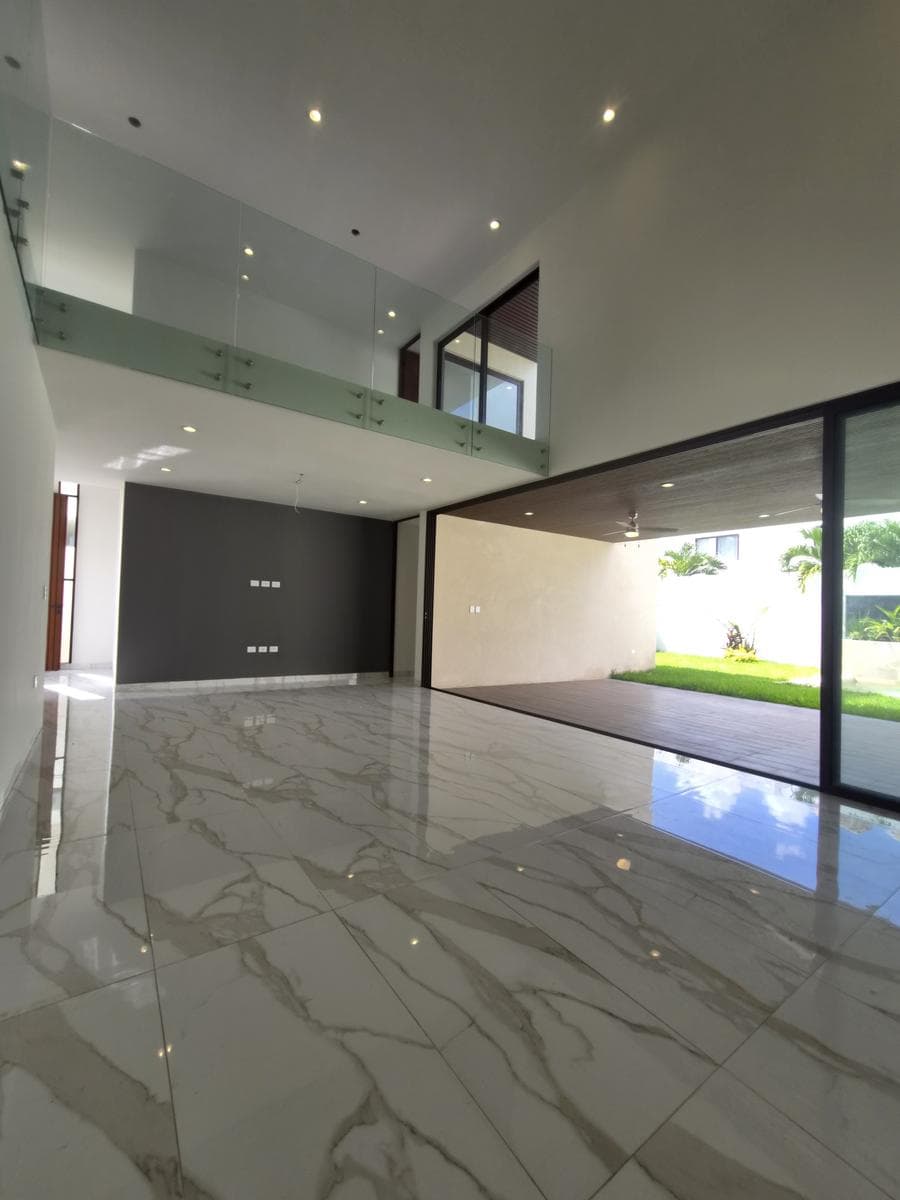 5-Bedroom House for Sale on Privada Parque Natura in Cholul, Mérida, Yucatán